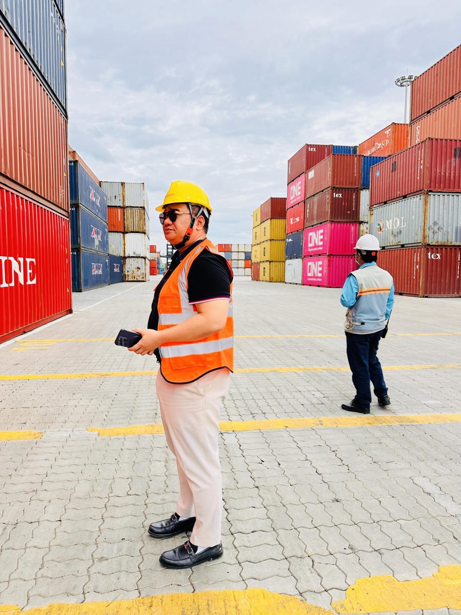 Với tiềm năng lớn về logistics, hàng không, du lịch, thương mại dịch vụ khu vực Đông Nam Bộ cần nhân lực công nghệ cao, quản trị hiện đại, ngoại ngữ và tác phong chuyên nghiệp để bắt kịp tốc độ phát triển kinh tế số