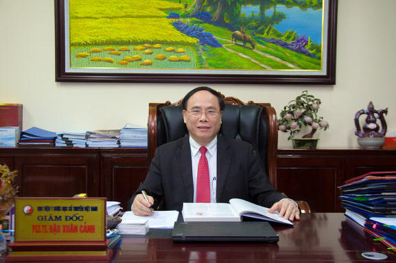 PGS.TS Đậu Xuân Cảnh- Giám đốc Học viện Y dược học cổ truền Việt Nam trả lời phỏng vấn của báo Pháp luật Việt Nam.