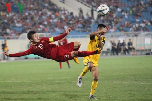 Màn đối đầu U23 Việt Nam - U23 Indonesia sẽ diễn ra với thế trận đôi công hấp dẫn? (Ảnh: Dương Thuật).