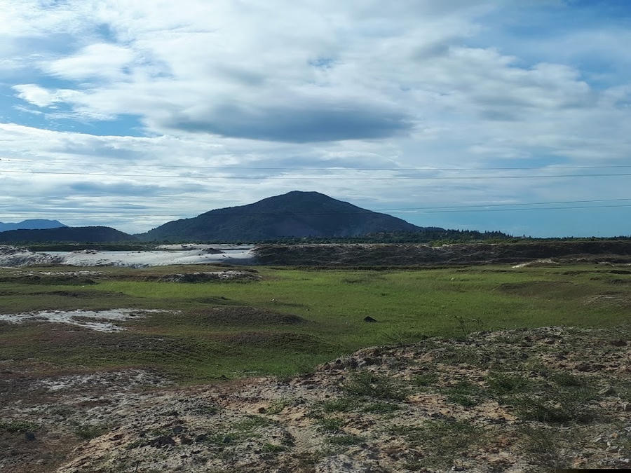 Dự án đến nay vẫn án binh bất động. Ảnh: Lương Bằng.