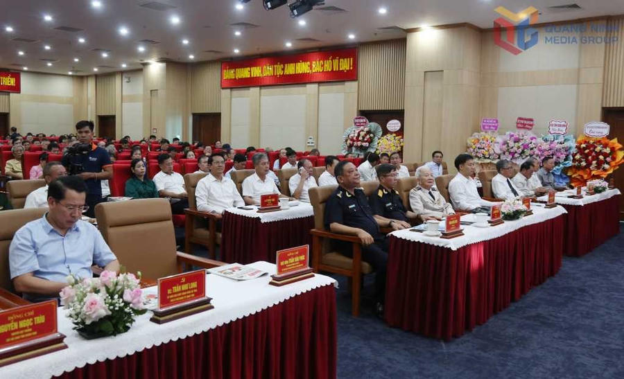 Quang cảnh buổi lễ. Ảnh: Hoàng Nga.