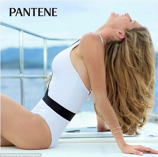 Gisele gợi cảm trong quảng cáo mùa hè của Pantene. Ảnh: Internet