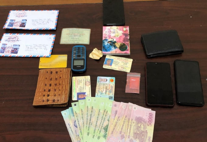 Tang vật vụ án.