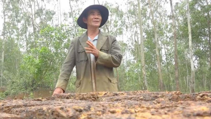 Ông Tâm đã gắn bó với nghề khai thác đá ong tròn 47 năm.