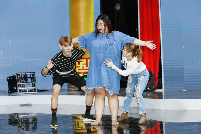 Việt Hương cắt đứt tình chị em với Đại Nghĩa tại Làng Hài Mở Hội