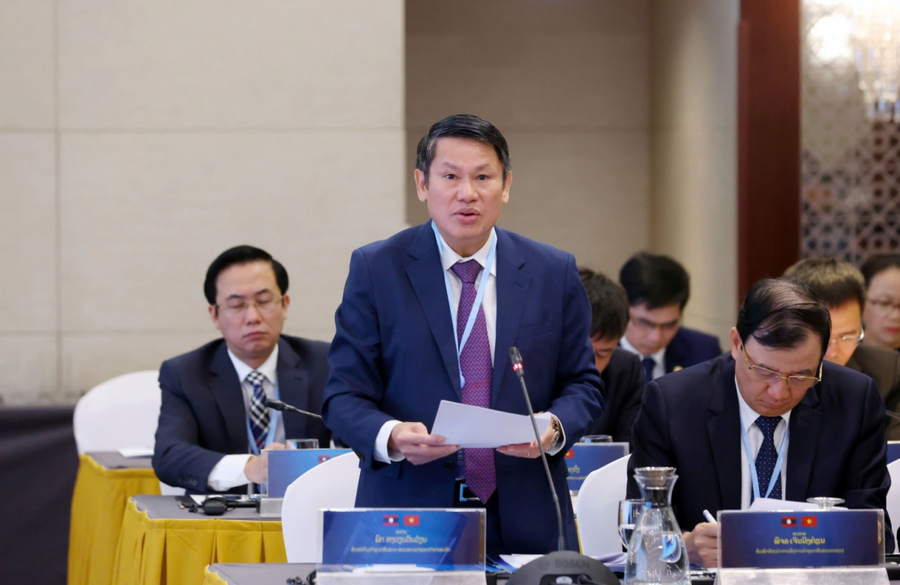 Trung tướng Nguyễn Văn Viện, Cục trưởng Cục Cảnh sát điều tra tội phạm về ma túy báo cáo tại hội nghị. Ảnh: C04.