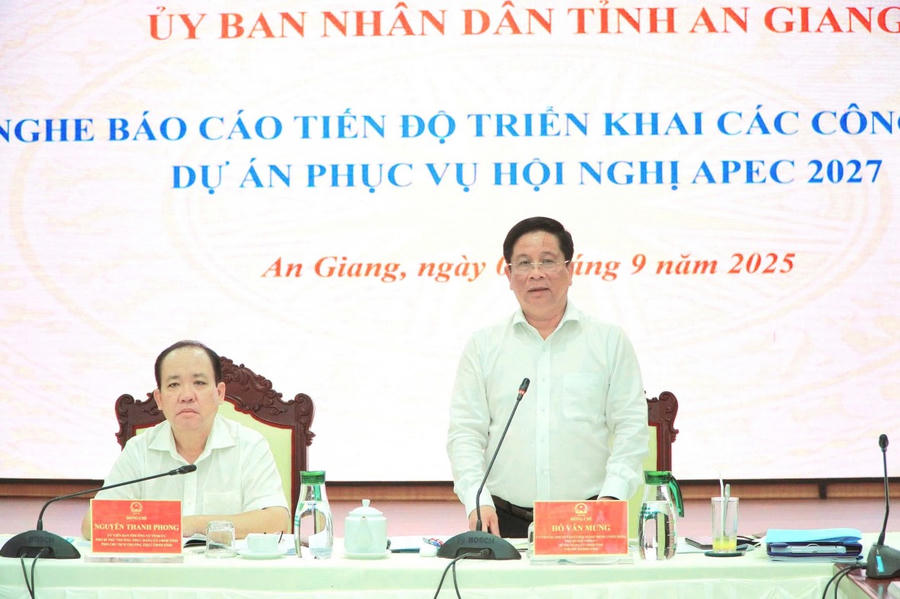 Chủ tịch UBND tỉnh An Giang Hồ Văn Mừng phát biểu chỉ đạo tại buổi làm việc
