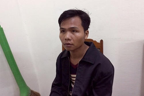 Đối tượng Dương Đình Sĩ tại cơ quan công an.