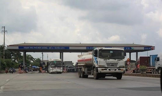 Lãnh đạo Trạm thu phí QL5 “sốc” trước tin nhân viên tư túi cả chục tỷ đồng/tháng