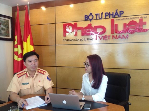 Thiếu tá Nguyễn Mạnh Hùng: những trường hợp được phép đi mà vẫn dừng cũng có thể bị xử phạt