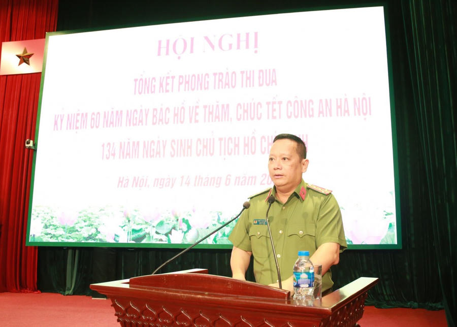 Đại tá Phạm Thanh Hùng, Phó Giám đốc Công an TP Hà Nội phát biểu tại hội nghị.