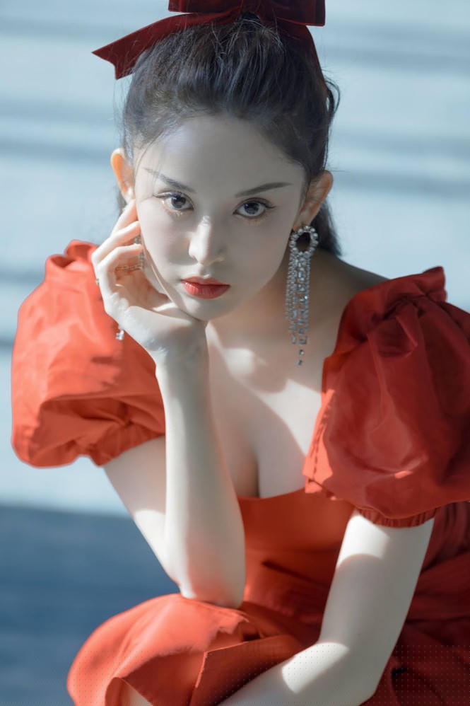 Say đắm nhan sắc 'gây thương nhớ' của người đẹp Tân Cương - ảnh 5