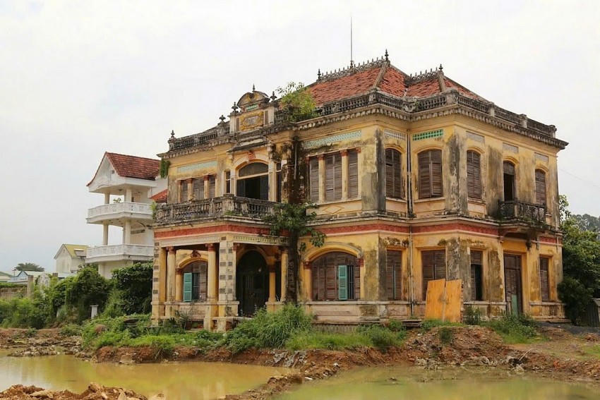 Biệt thự cổ 100 năm tuổi với kiến trúc kiểu Pháp