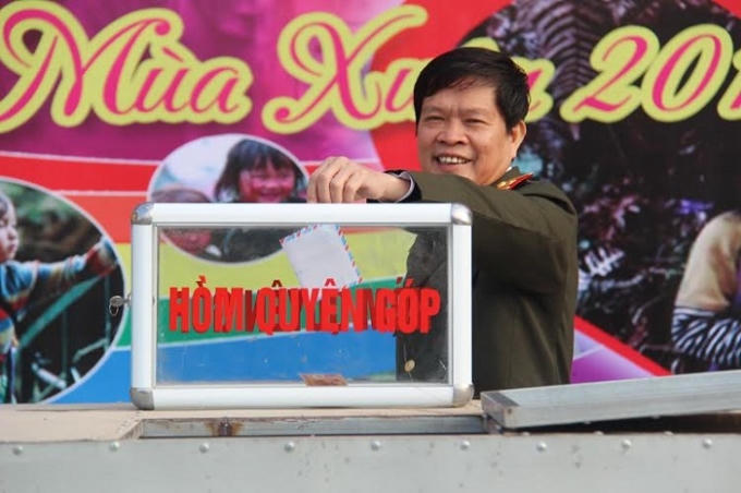 Thiếu tướng, PGS.TS Trần Văn Lang tại Lễ phát động chương trình từ thiện “Ấm tình mùa xuân 2016”.