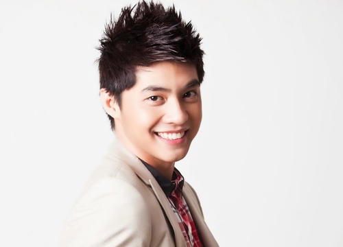 Noo Phước Thịnh sẽ hát Ring the Bell cùng khán giả Hà Nội trong mùa Noel 2015.