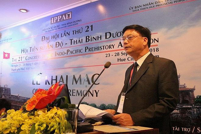 GS.TS. Phạm Văn Đức - Phó Chủ tịch Viện Hàn lâm Khoa học xã hội Việt Nam phát biểu tại lễ khai mạc.