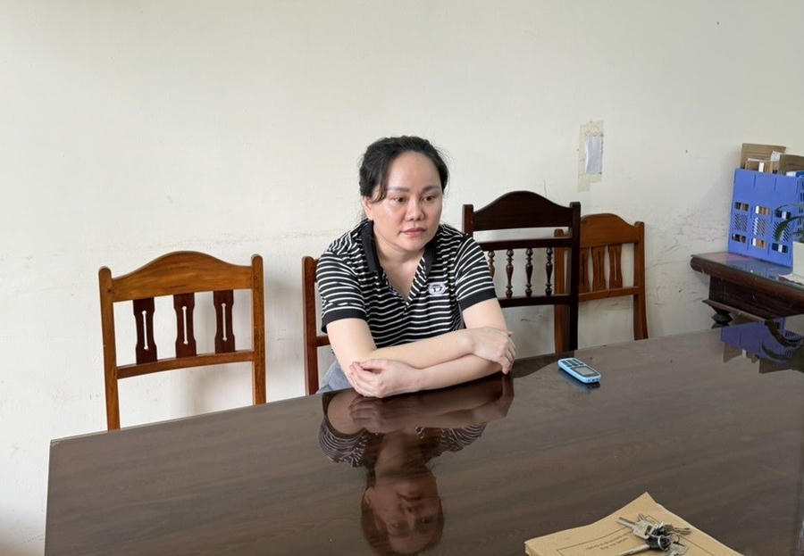 Đối tượng Lê Thị Thanh Thủy tại Cơ quan Cảnh sát điều tra. Ảnh: Công an Quảng Bình.