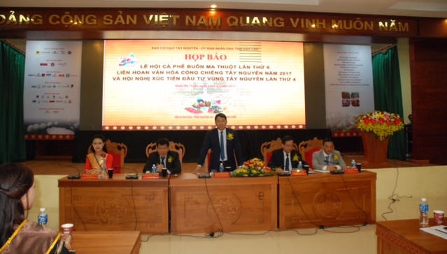 Ông Nguyễn Hải Ninh- trong buổi họp báo giới thiệu về Lễ hội Cà phê Buôn Ma Thuột 2017.