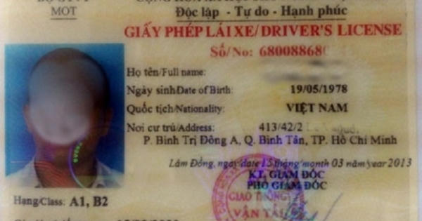 Sử dụng giấy phép lái xe giả sẽ bị phạt (Ảnh minh họa: T.N.).
