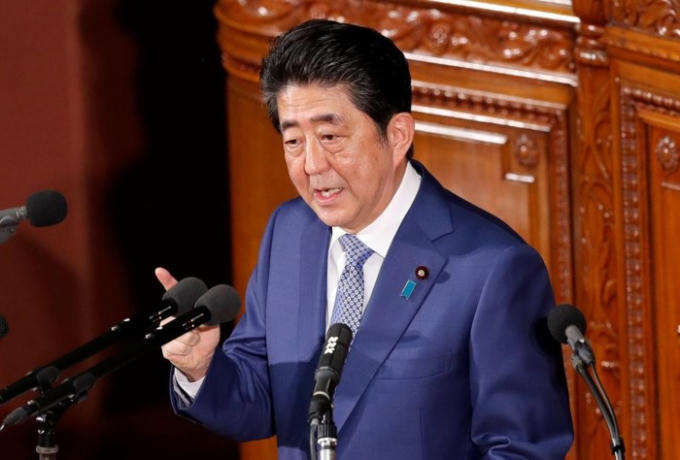 Thủ tướng Nhật Bản Shinzo Abe quyết định sẽ tham dự Thế vận hội mùa Đông tại Hàn Quốc vào tháng 2 tới. Ảnh Reuters