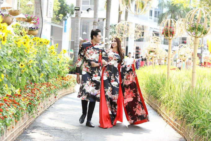 Lý Hương làm MV ca nhạc tặng gia đình nhân sinh nhật