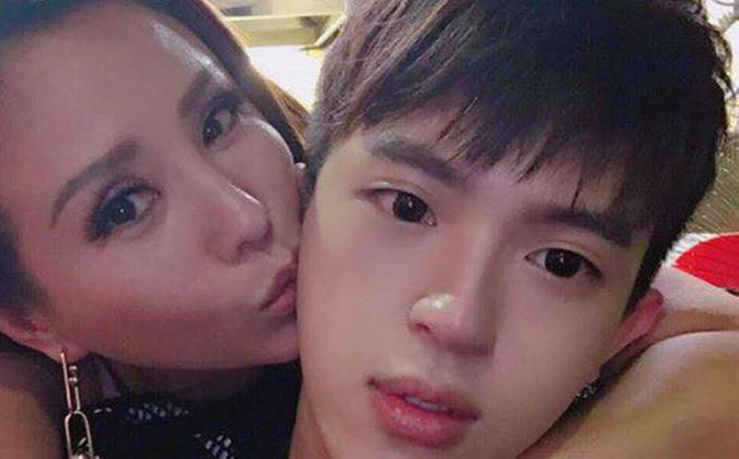 Hoa hậu Thu Hoài: “Sửng sốt, dằn vặt bản thân khi con trai 14 tuổi lần đầu thú nhận thích bạn cùng giới”