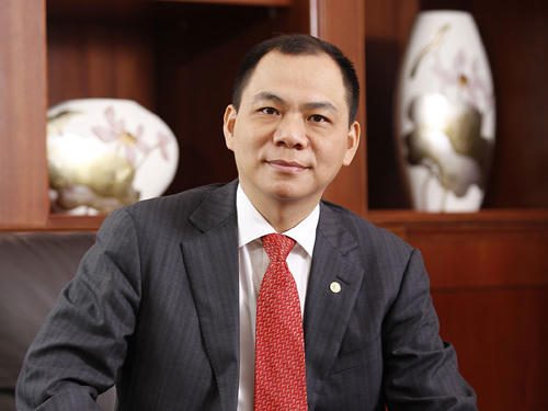 Tỷ phú Phạm Nhật Vượng lần đầu tiên lọt top 500 tỷ phú thế giới và giữ vững ngôi vị người giàu nhất Việt Nam theo công bố mới nhất của Forbes