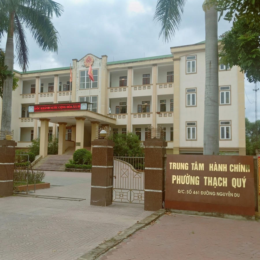 Trung tâm hành chính phường Thạch Quý.