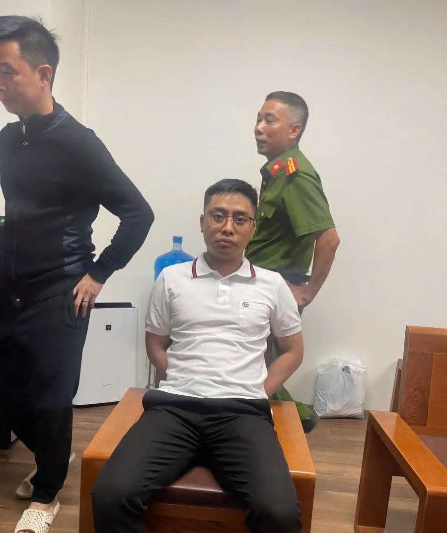 Đối tượng Bùi Đình Khánh.