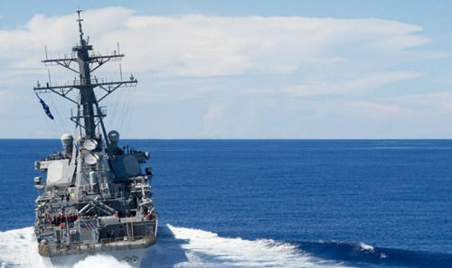 Tàu khu trục USS John S. McCain của Mỹ.