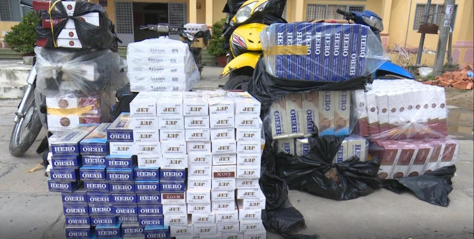 8500 bao thuốc l&aacute; ngoại nhập lậu đ&atilde; bị lực lượng c&ocirc;ng an thu giữ.