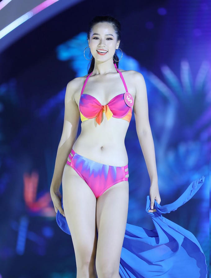 Nguyễn Hoàng Bảo Châu, cao 173cm, số đo ba vòng: 85-60-93