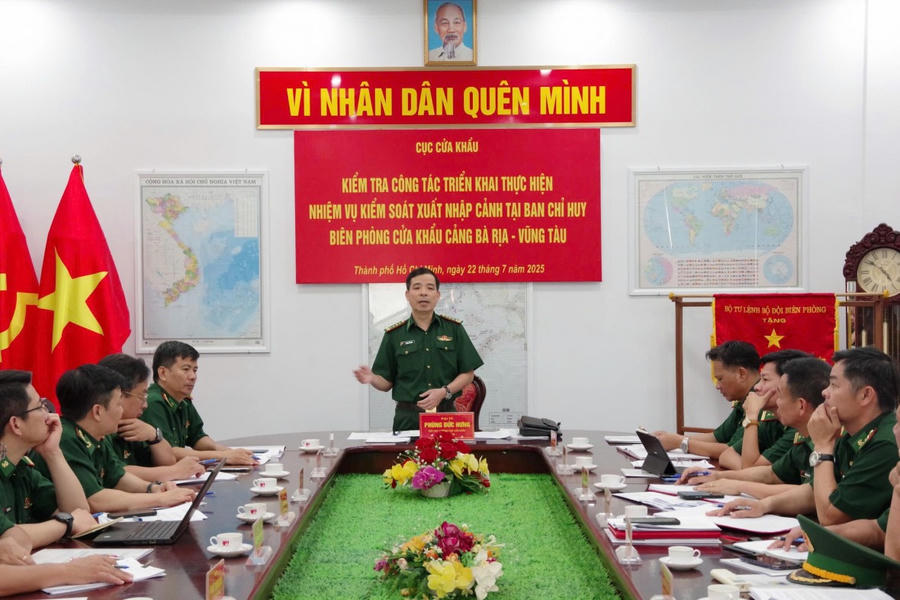 Đại tá Phùng Đức Hưng, Phó Cục trưởng Cục Cửa khẩu BĐBP phát biểu tại kết luận đợt kiểm tra