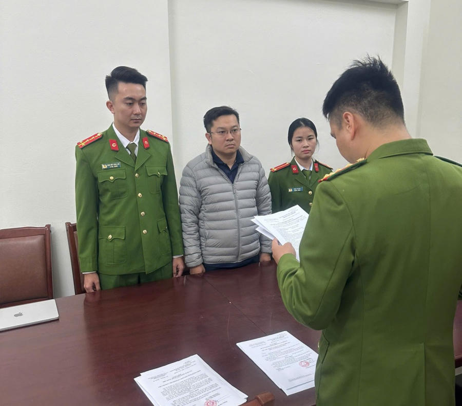 Cơ quan Cảnh sát điều tra thi hành quyết định tố tụng đối với Nguyễn Công Thành.