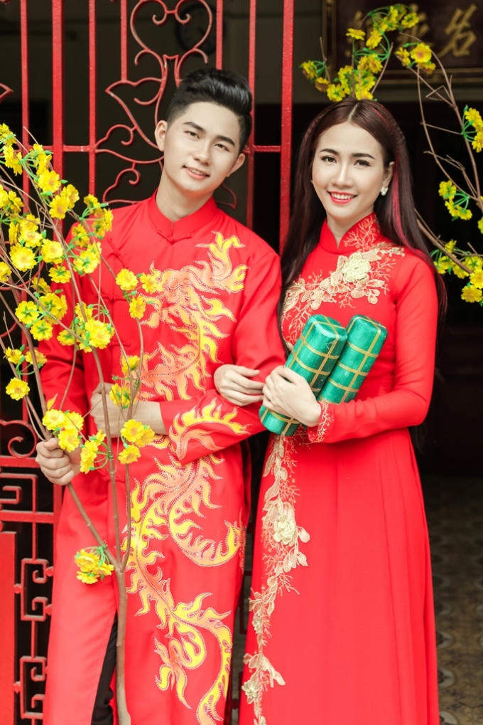 Ca sĩ Ray Võ và Top 5 HHVN Phan Thị Mơ