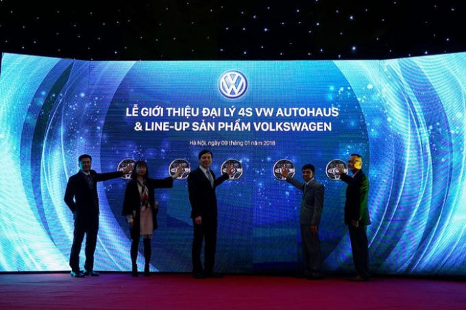 Đồng loạt khai trương 2 showroom của đại l&yacute; 4S VW AutoHaus tại H&agrave; Nội