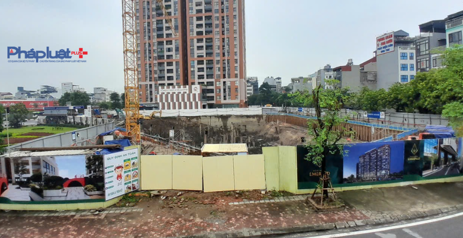 Dự án hiện tại mới đang đào hầm, chưa tiến hành làm móng.