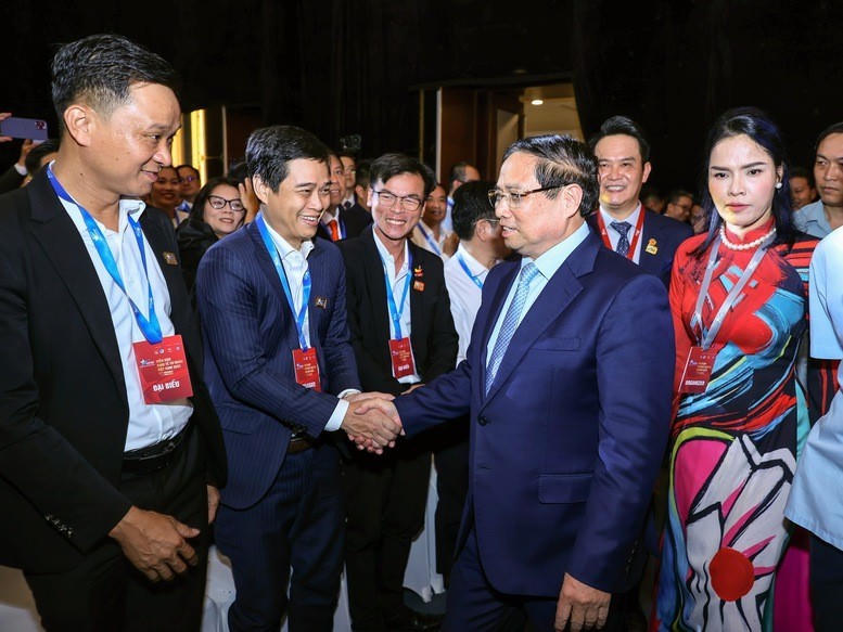 Thủ tướng Chính phủ Phạm Minh Chính dự phiên Đối thoại cấp cao của Diễn đàn Kinh tế tư nhân Việt Nam.