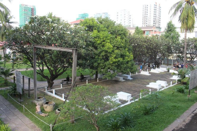 Bảo tàng diệt chủng Toul Sleng (nhà tù S21) như một khoảng lặng giữa lòng thủ đô Phnom Penh