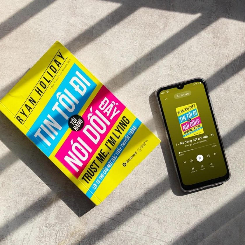 Từ nhiều năm nay, ebook là lựa chọn của nhiều người trẻ trong văn hóa đọc. (Ảnh minh họa)
