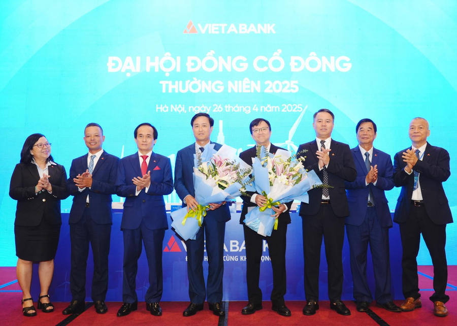 ĐHĐCĐ thường niên VietABank 2025 bầu bổ sung 2 thành viên HĐQT là ông Nguyễn Văn Trọng và ông Thái Nguyễn Hoàng Nhã.