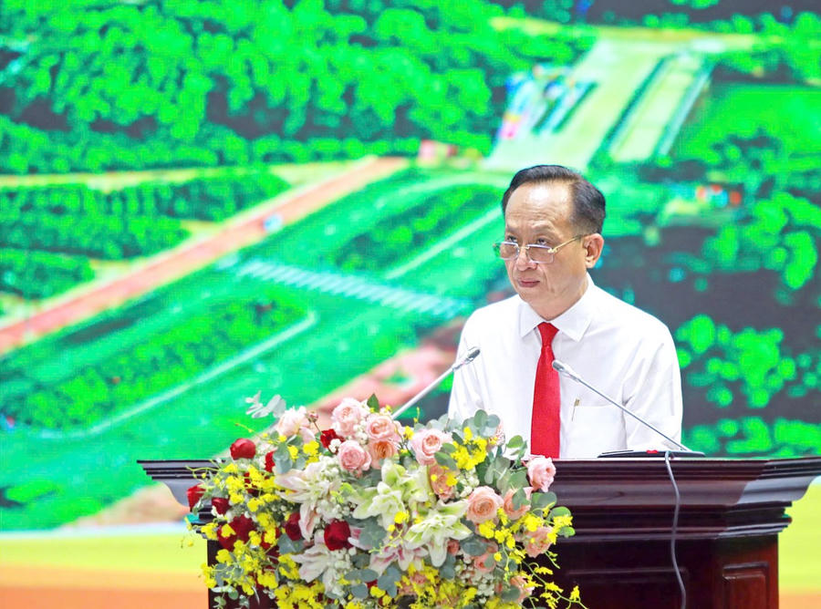 Ông Phạm Văn Thiều – Phó Bí thư Tỉnh ủy, Chủ tịch HĐND tỉnh Cà Mau nhấn mạnh, thành công của Ngày hội là động lực để Cà Mau tiếp tục xây dựng và phát triển mạnh mẽ thương hiệu ‘Cua Cà Mau’, qua đó thúc đẩy kinh tế biển, thương mại – dịch vụ và du lịch, đưa Cà Mau trở thành điểm đến đặc sắc của Việt Nam và vươn tầm quốc tế với thông điệp: ‘Cà Mau – nơi hội tụ thiên nhiên và sự an lành.