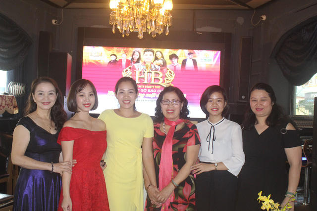 Buổi họp báo về cuộc thi giọng ca vàng - Tìm kiếm gương mặt đại diện HB diễn ra vào chiều nay (24/9). Ảnh: Hồng Vân