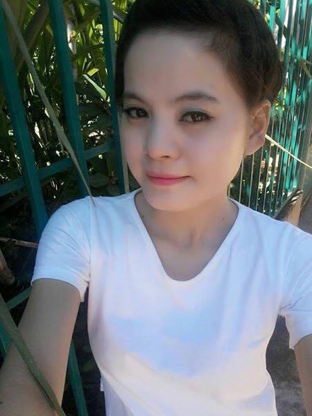 Khuôn mặt của cô gái 9X trước khi bị tạt xăng. Ảnh: Người thân cung cấp