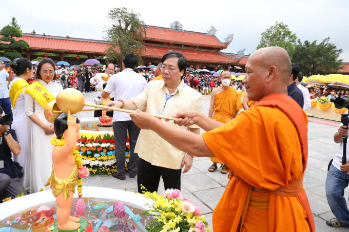 3872c28cbe447f1a2655