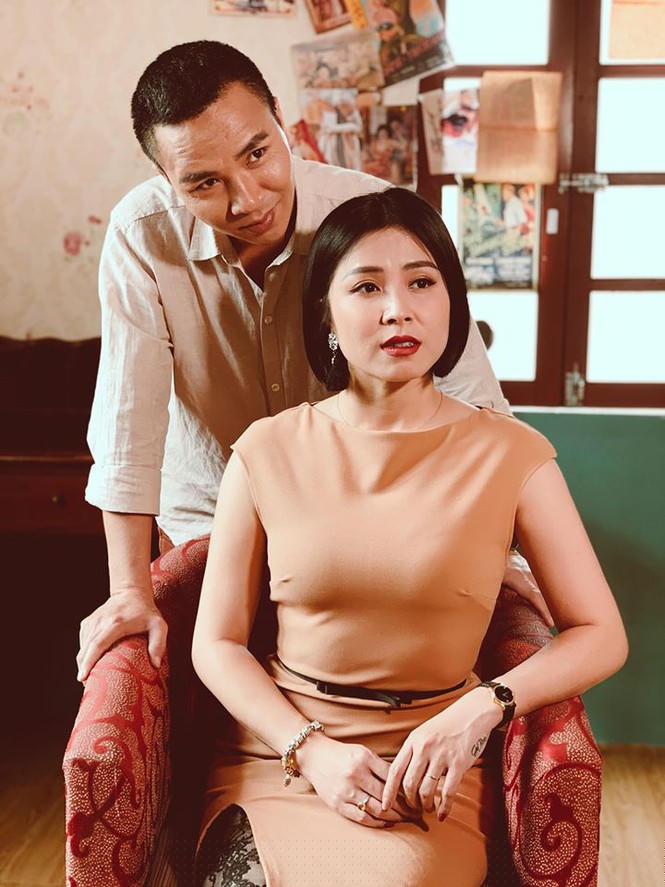MC Hoàng Linh tung ảnh 'tình bể bình' với ông xã gây 'sốt' - ảnh 3