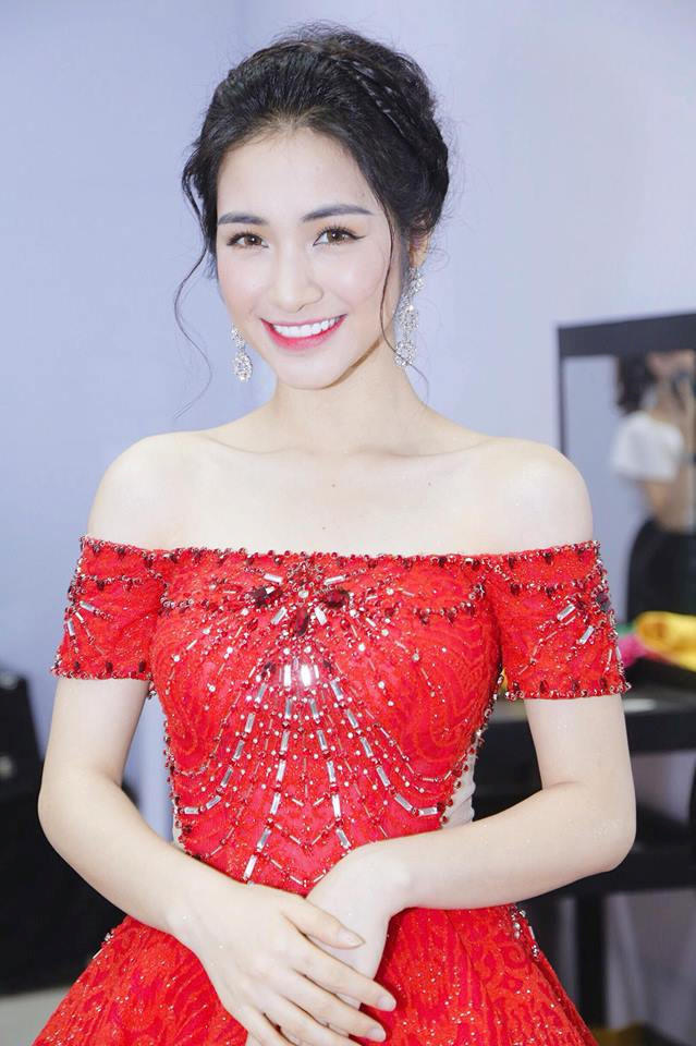 Hòa Minzy cho thấy cô có vấn đề trong cách hành xử qua những lùm xùm.