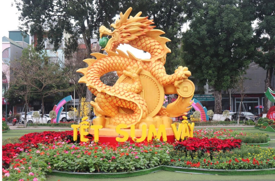 Linh vật Rồng tại Khu vực Công viên 29/12. Ảnh CTT Thành ủy Vĩnh Yên