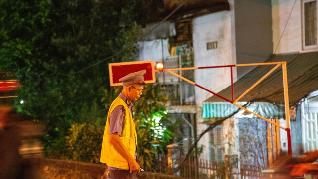 Anh Tuấn cho biết, dù trực Tết khá vất vả nhưng anh chỉ mong mọi người một mùa Tết an bình. 