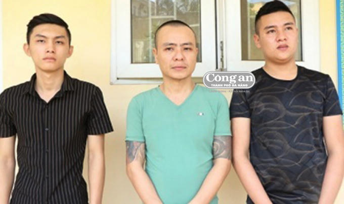 Hoàng Xuân Hương (giữa) và 2 “đàn em” Hiếu và Hoành.